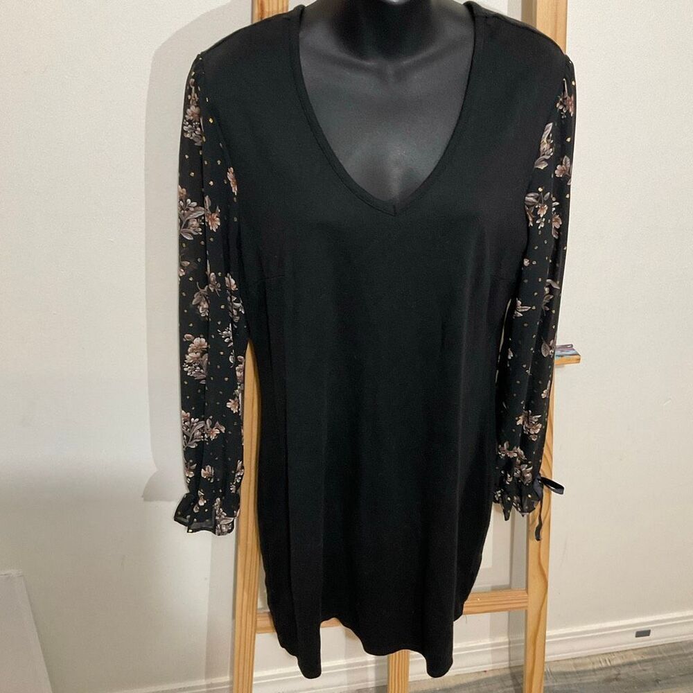 Maurices Floral chiffon sleeve ponte dress above the knee,black size large